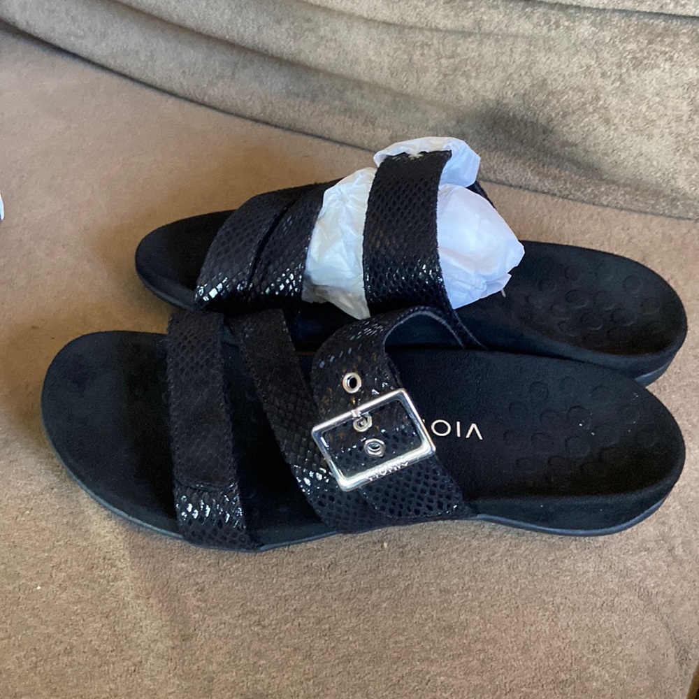 Vionic Skylar Sandle